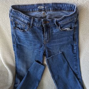 Old Navy Rockstar Super Skinny Jeans, size 6